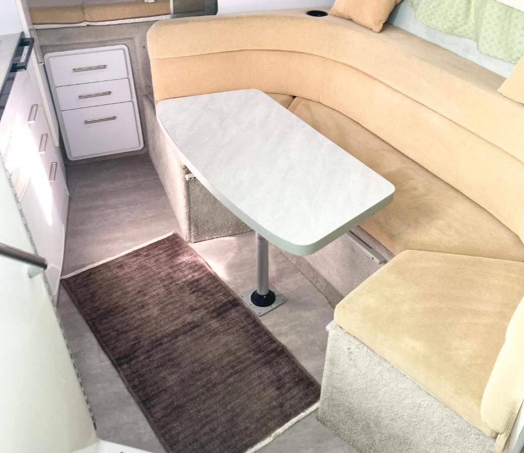 Luxury Boat Karamba I Hotel Сан Мигел де Абона Екстериор снимка