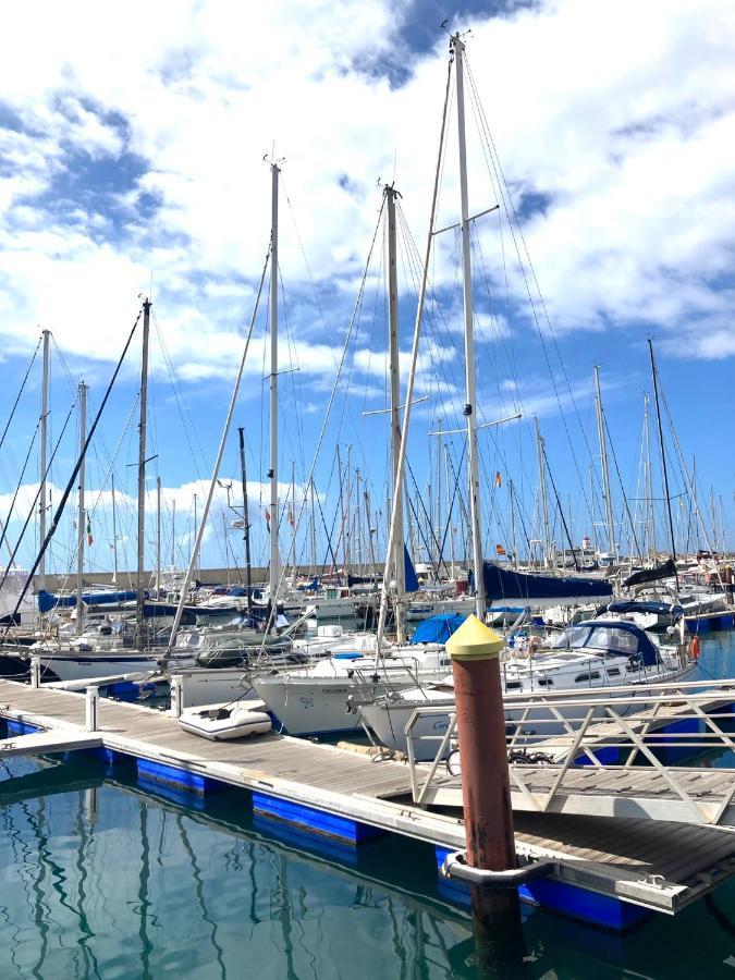 Luxury Boat Karamba I Hotel Сан Мигел де Абона Екстериор снимка